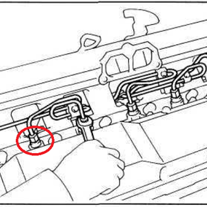 Fuel pipe at Injector (1).png