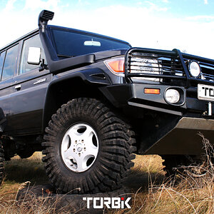 Toyota Land Cruiser 76