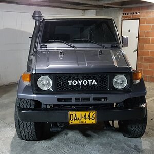LC70 02