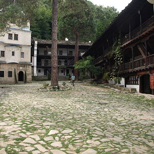 Apriltzi 078.jpg