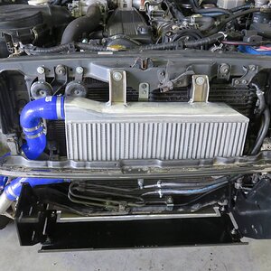 HDJ 100 intercooler.jpg