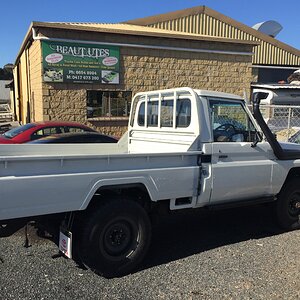 hj75 012.JPG