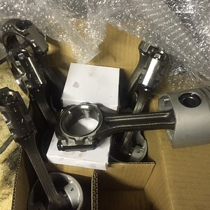 engine kit 001.JPG