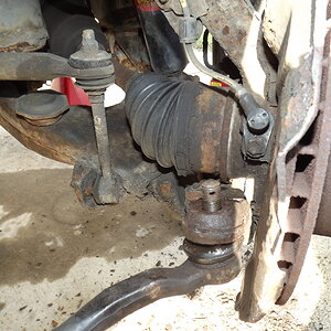 tie rods 002.JPG
