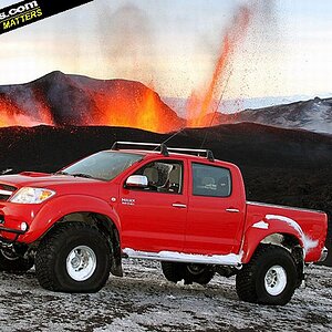 hilux_1-L.jpg