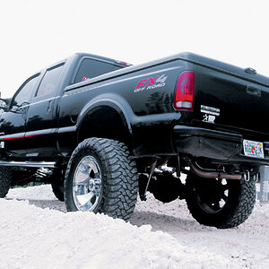 0712dp_02_z2007_ford_f350left_rear.jpg