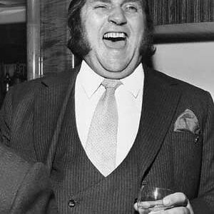 Les Dawson.jpg
