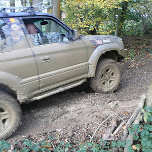 1081608218_BG6Lk-M.jpg