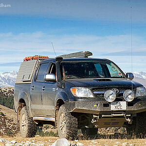 hilux10.jpg