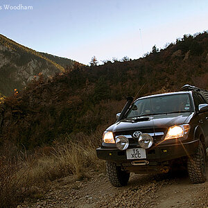 hilux14.jpg