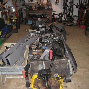 theinnardsofthesubaru.jpg