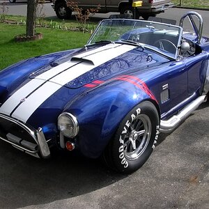 427-shelby-cobra-replica.jpg