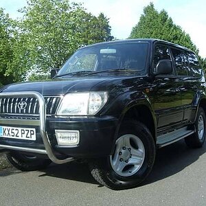JamesLandcruiser1.jpg