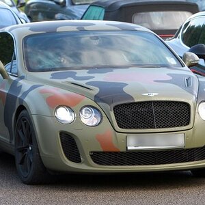 Mario-Balotelli-Bentley.jpg