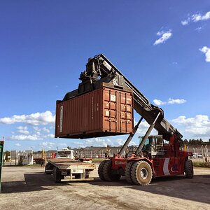 container-verschiffung-zarate.jpg