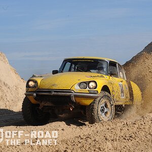 D-Crosser_citroen_toyota_rally_raid_080.jpg