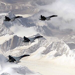 Chinese fighter jets 2.jpg