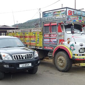 Paro Truck.jpg