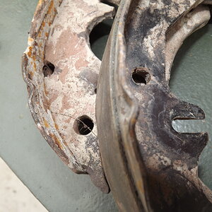 handbrake dog 002.JPG