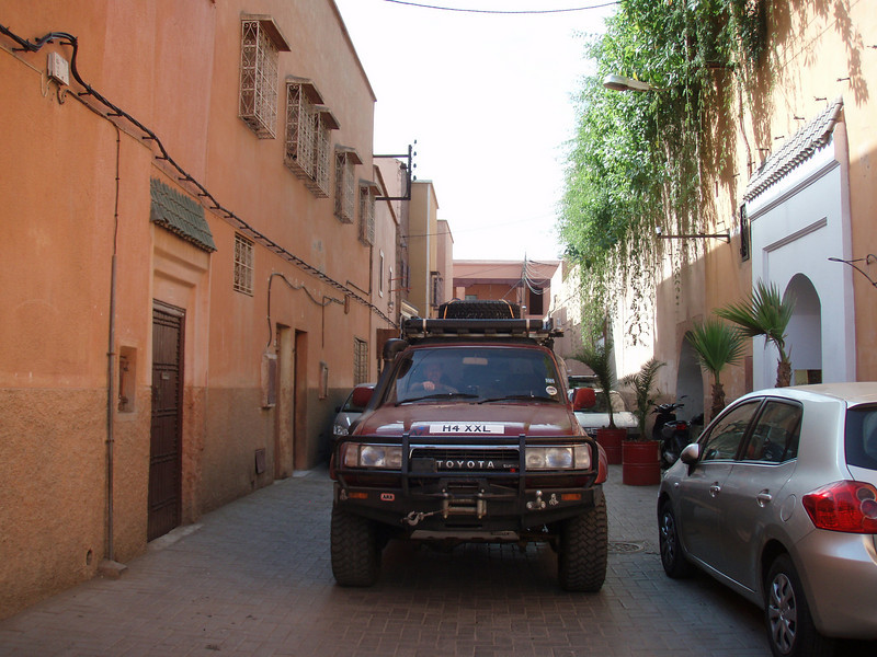1009199161_AqxaB-L.jpg