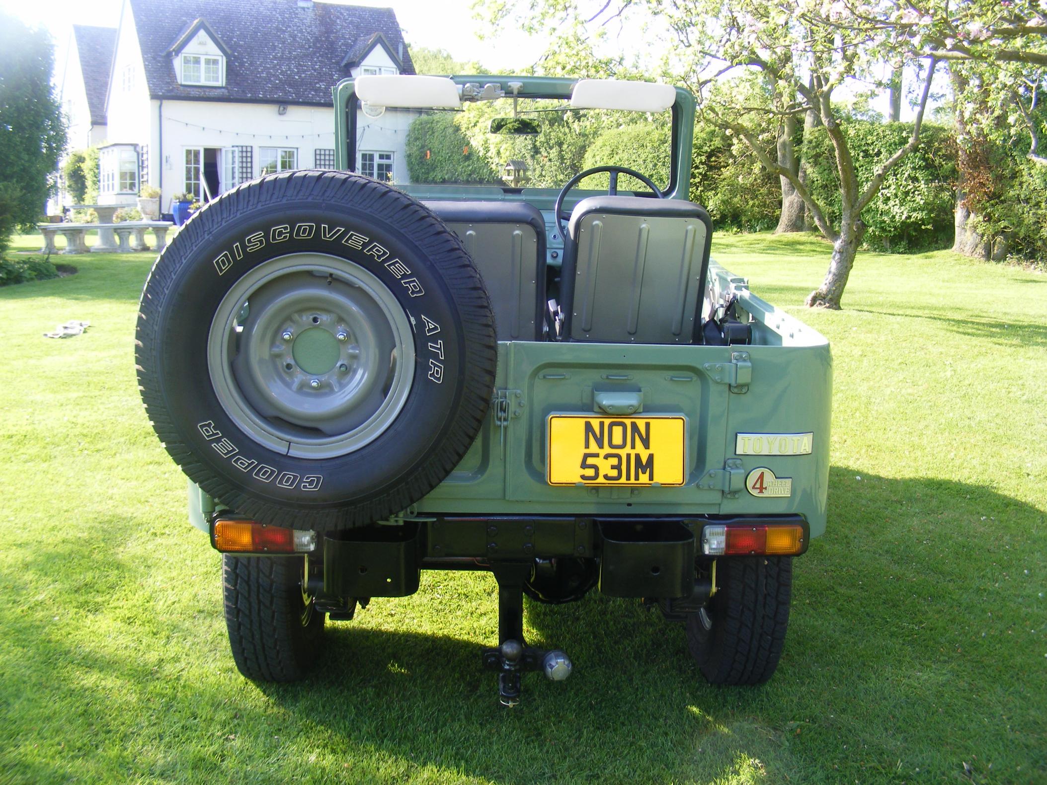 2012_1017fj400003.jpg