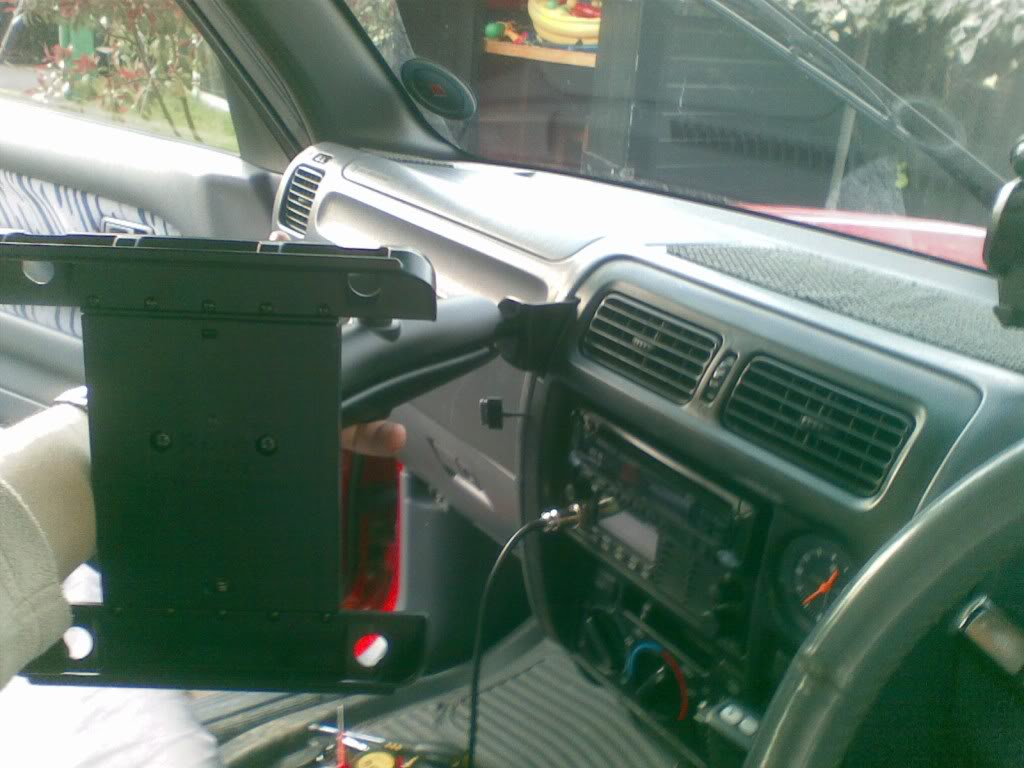24042012010.jpg