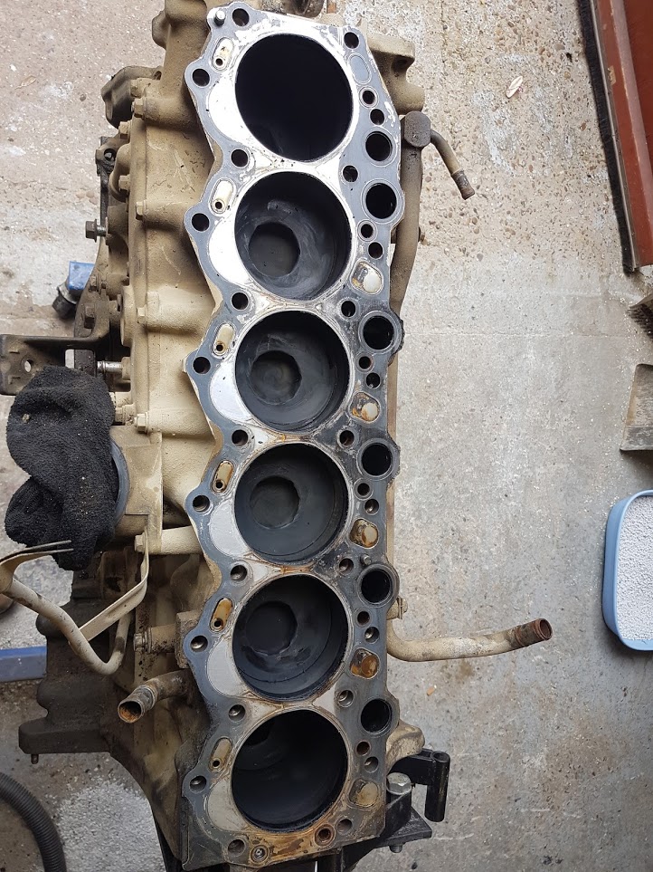 6 engine.jpg