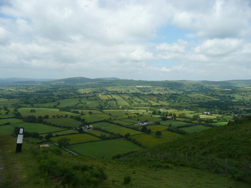 907147064_FoPNc-L.jpg