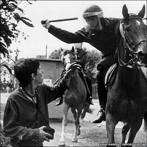 _46258403_lesley_boulton_orgreave_credit_john_harris_body2_470x470-1.jpg