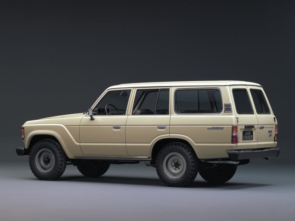 autowp_ru_toyota_land_cruiser_60_std_2_zpsaa722c82.jpg