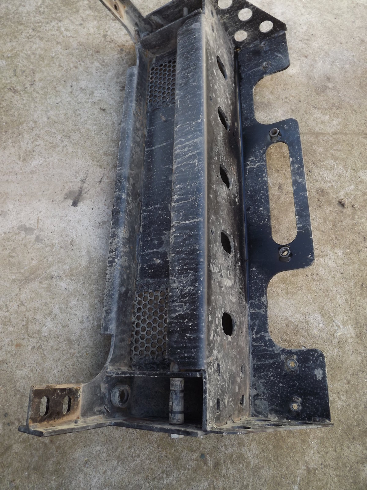 bent bumper 003.JPG