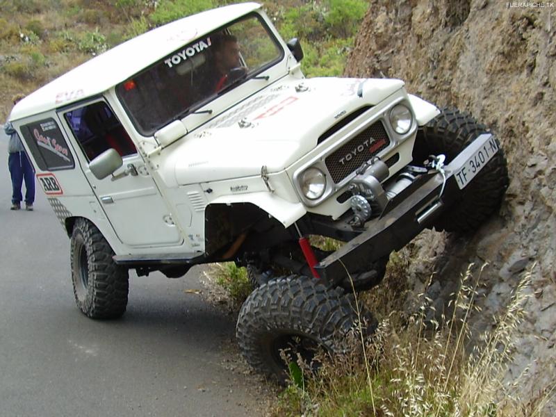 bj40 7.JPG
