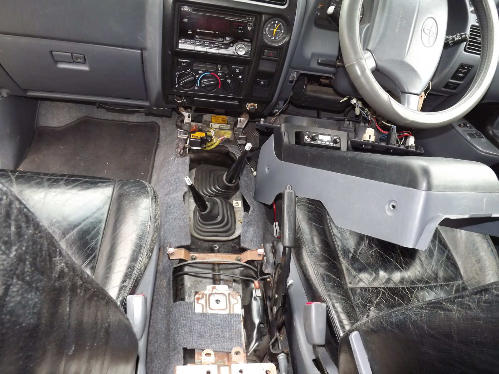 CB INSTALL 002.JPG