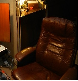 chair 1.jpg