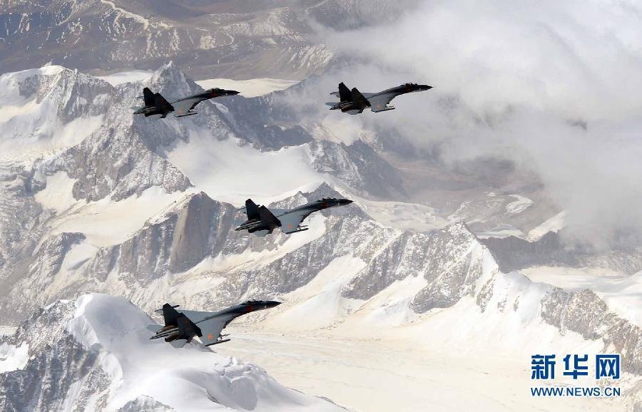 Chinese fighter jets 2.jpg