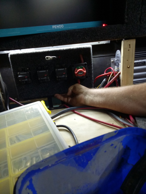 circuit%20breaker%20box%20005_zps1vu3lqtg.jpg