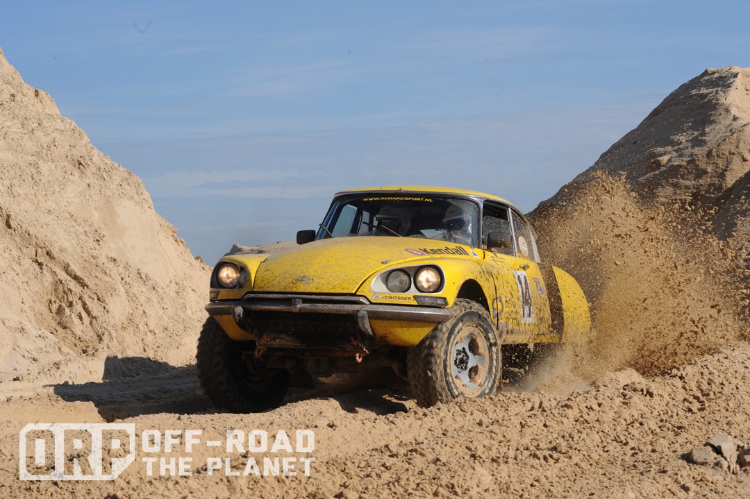 D-Crosser_citroen_toyota_rally_raid_080.jpg