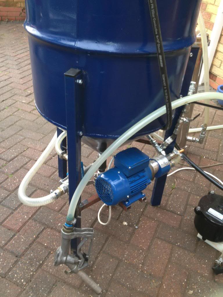 dispensepolishpotrearofgpump_zps88f02c4d.jpg