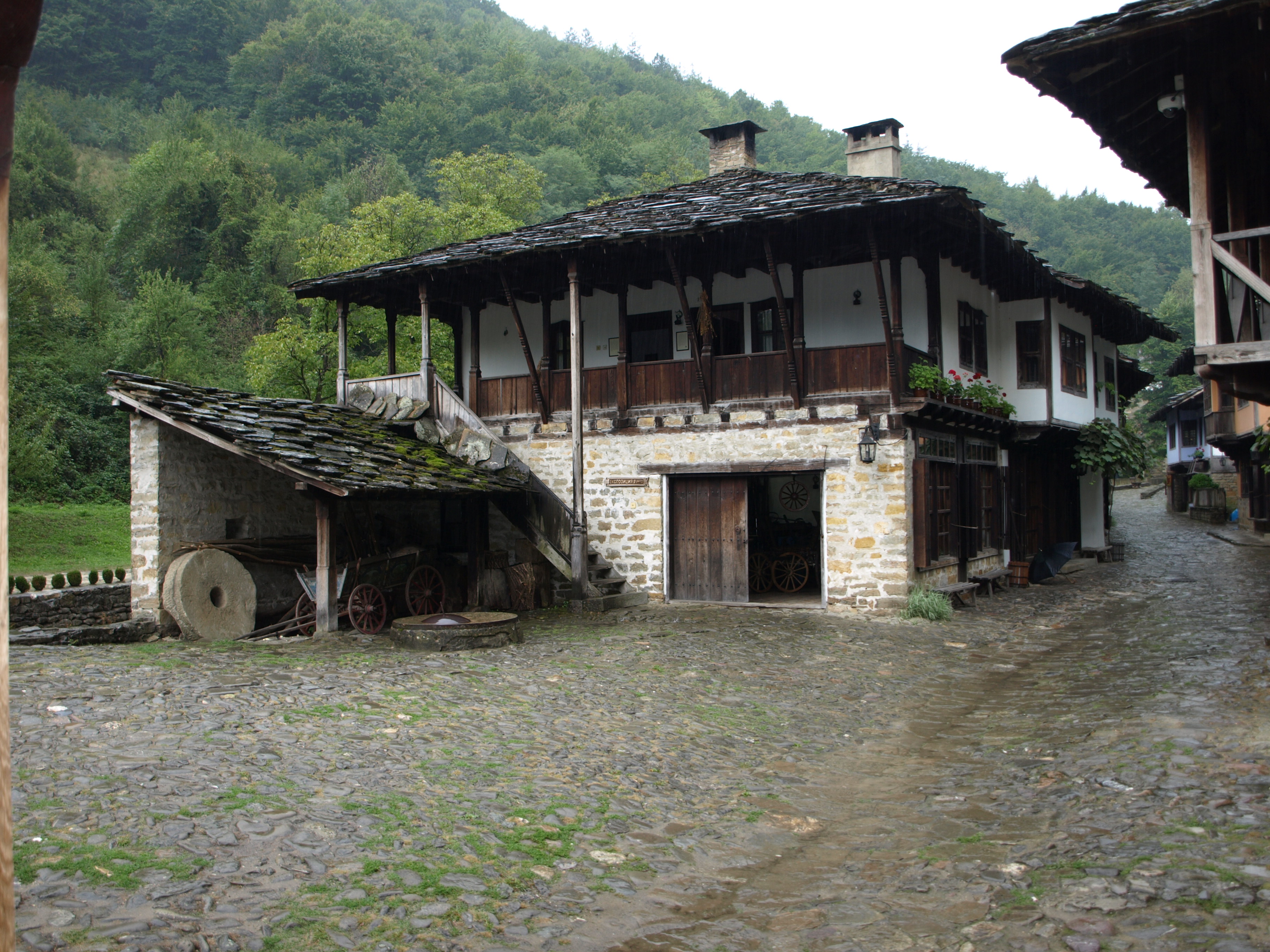 Etara 033.jpg