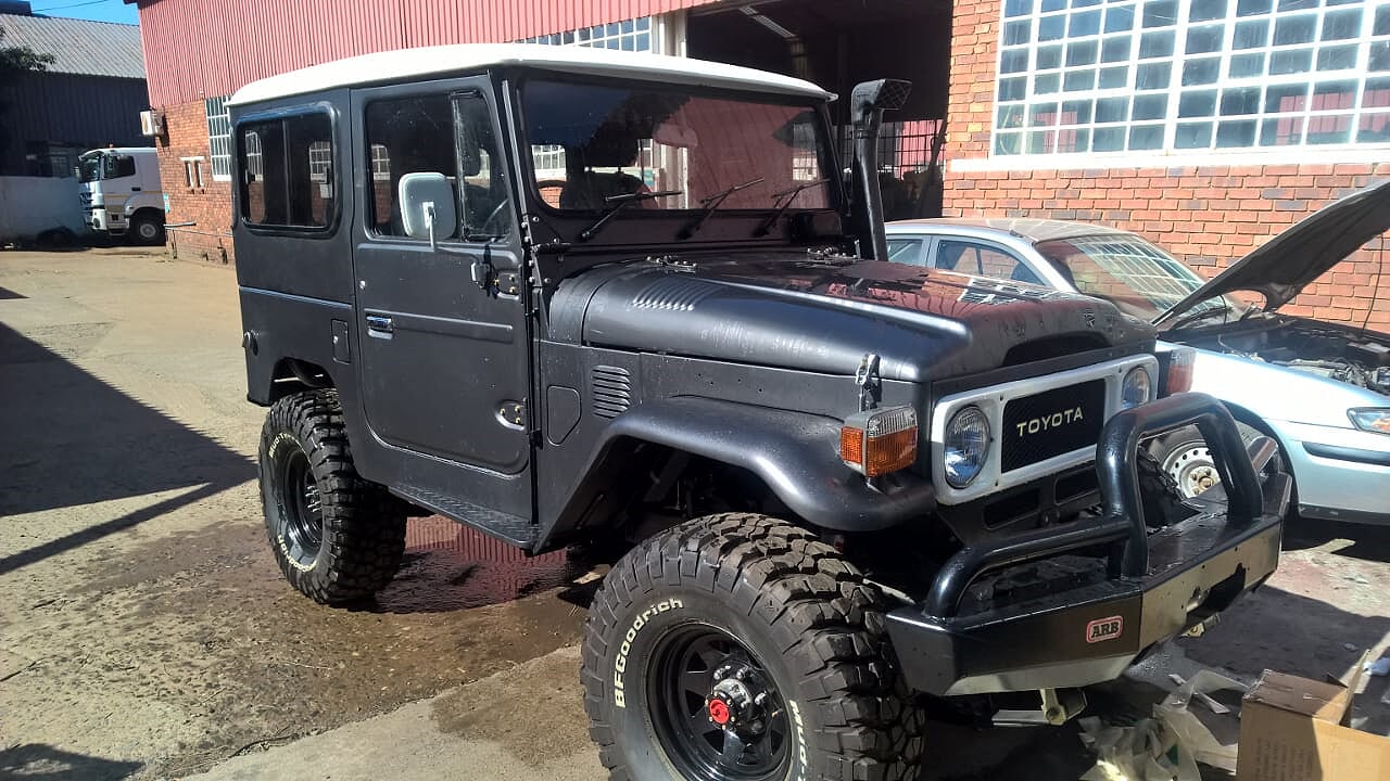 FJ40_2.jpg