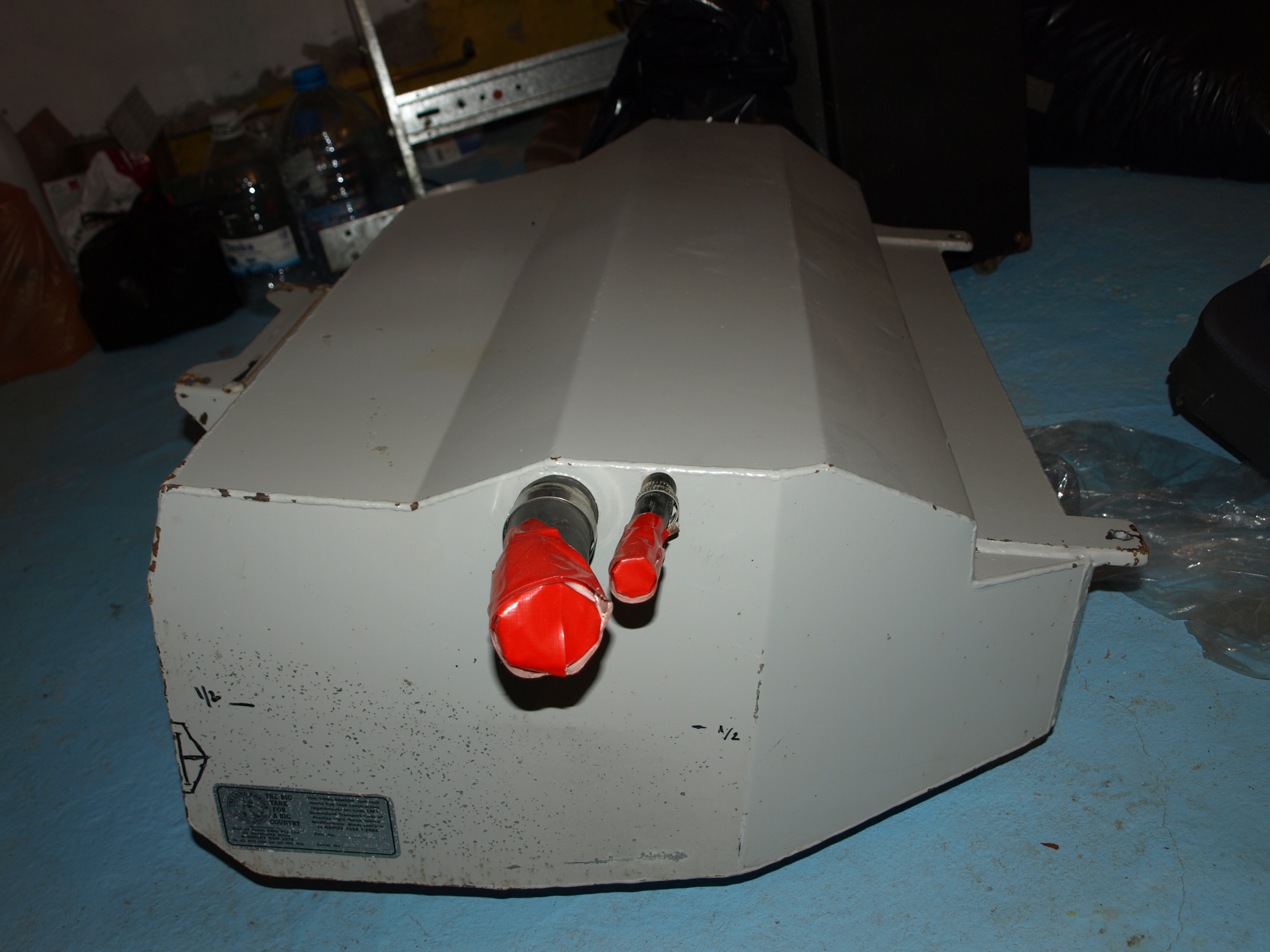 fueltank 005.jpg