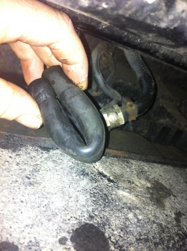 FuelTankhosetrimmed_zpsc449211c.jpg
