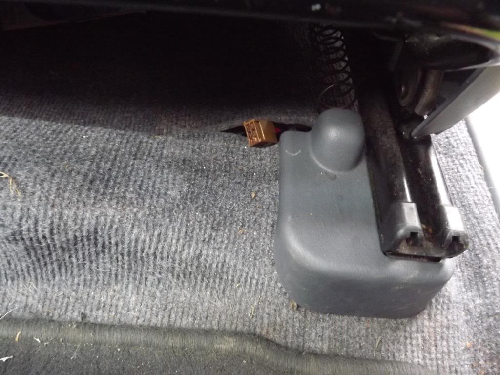 heatedseats003_zps3bd21434.jpg