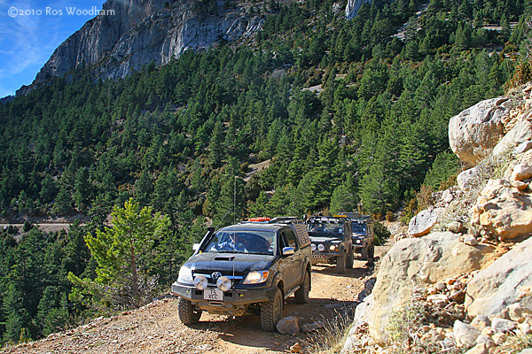 hilux11.jpg