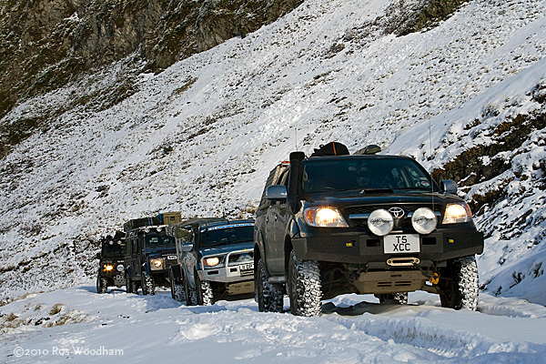 hilux19.jpg