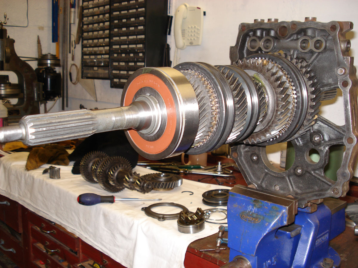 ians%20gearbox%20rebuid%20001.JPG
