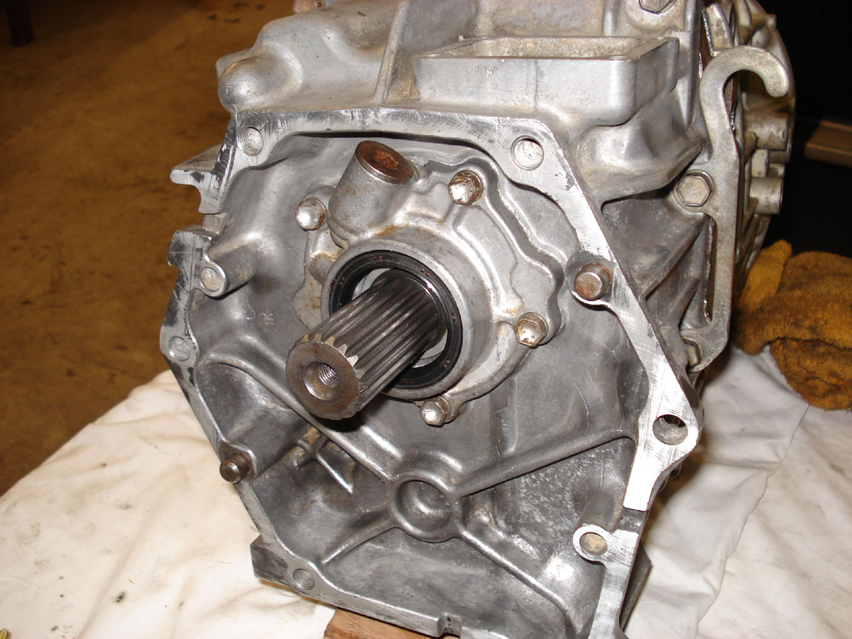 ians%20gearbox%20rebuid%20036.JPG