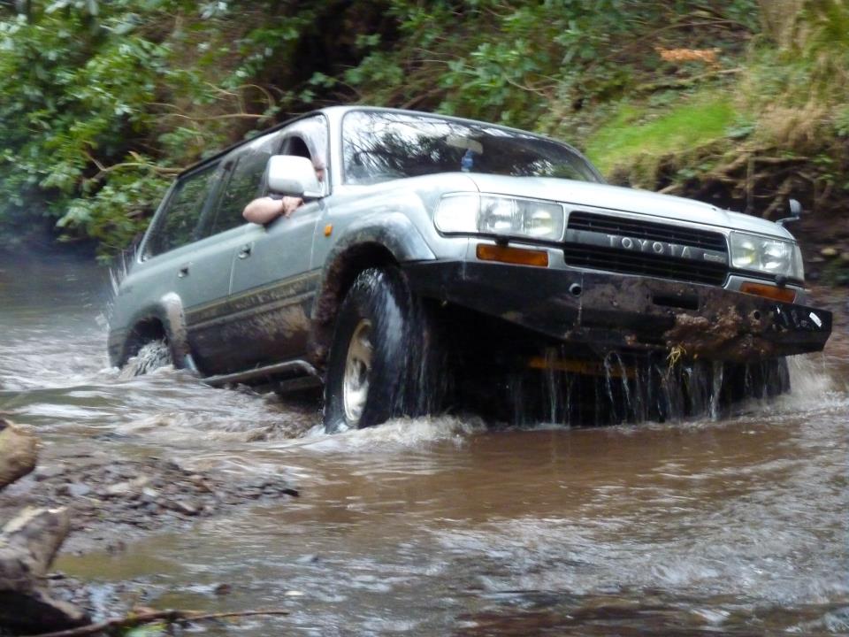 Landcruiser 25-2-12.jpg