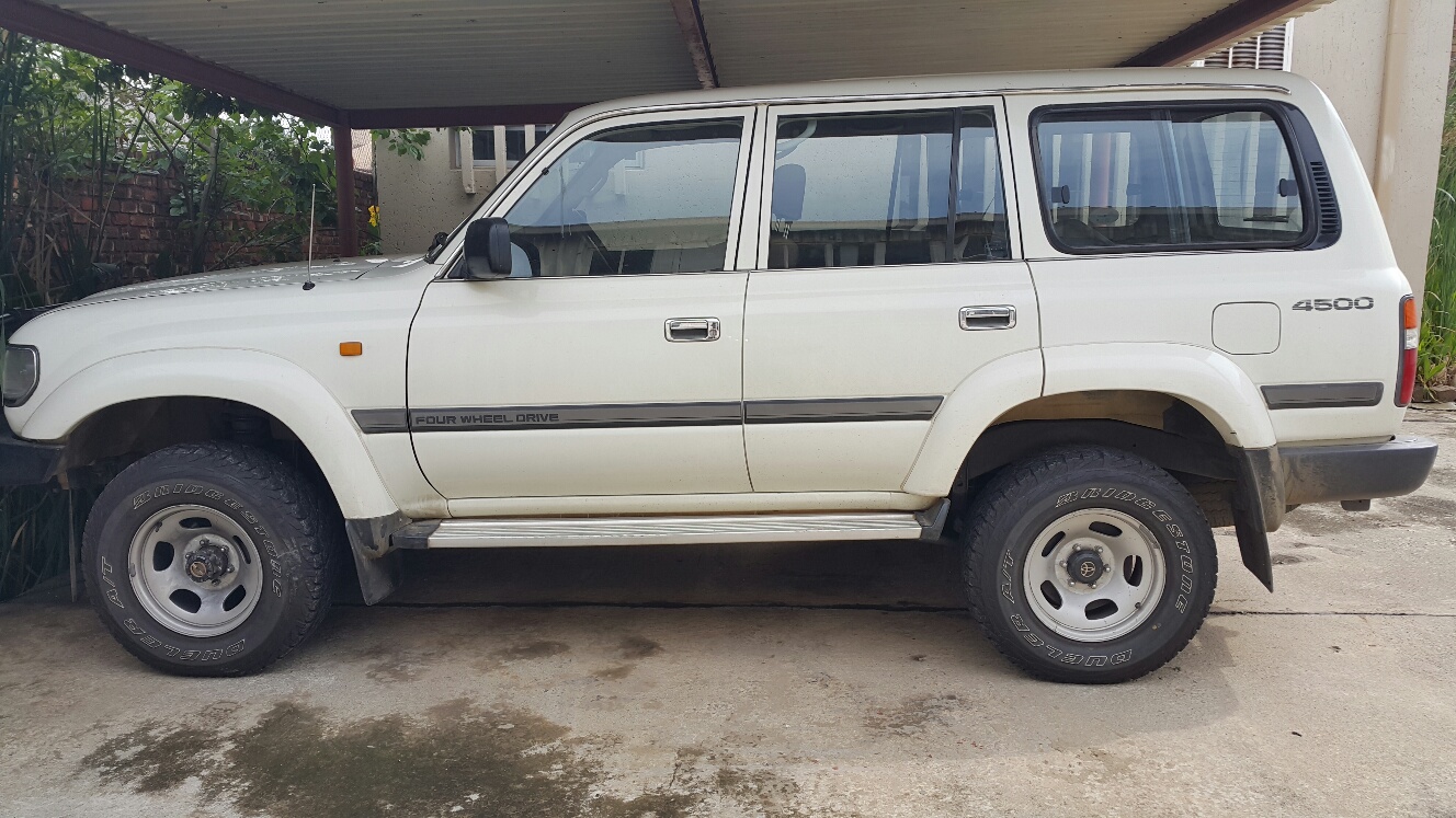 landcruiser resized.jpg