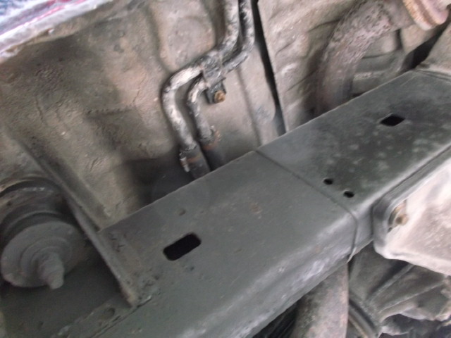 Landcruiser Underneath 009.JPG